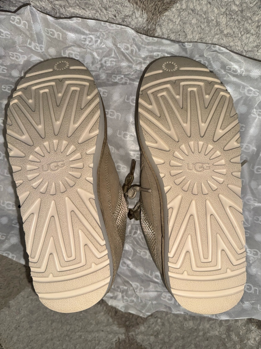 UGG Women’s Tan/Cream Lace-Up Sneakers - Picture 4 of 6